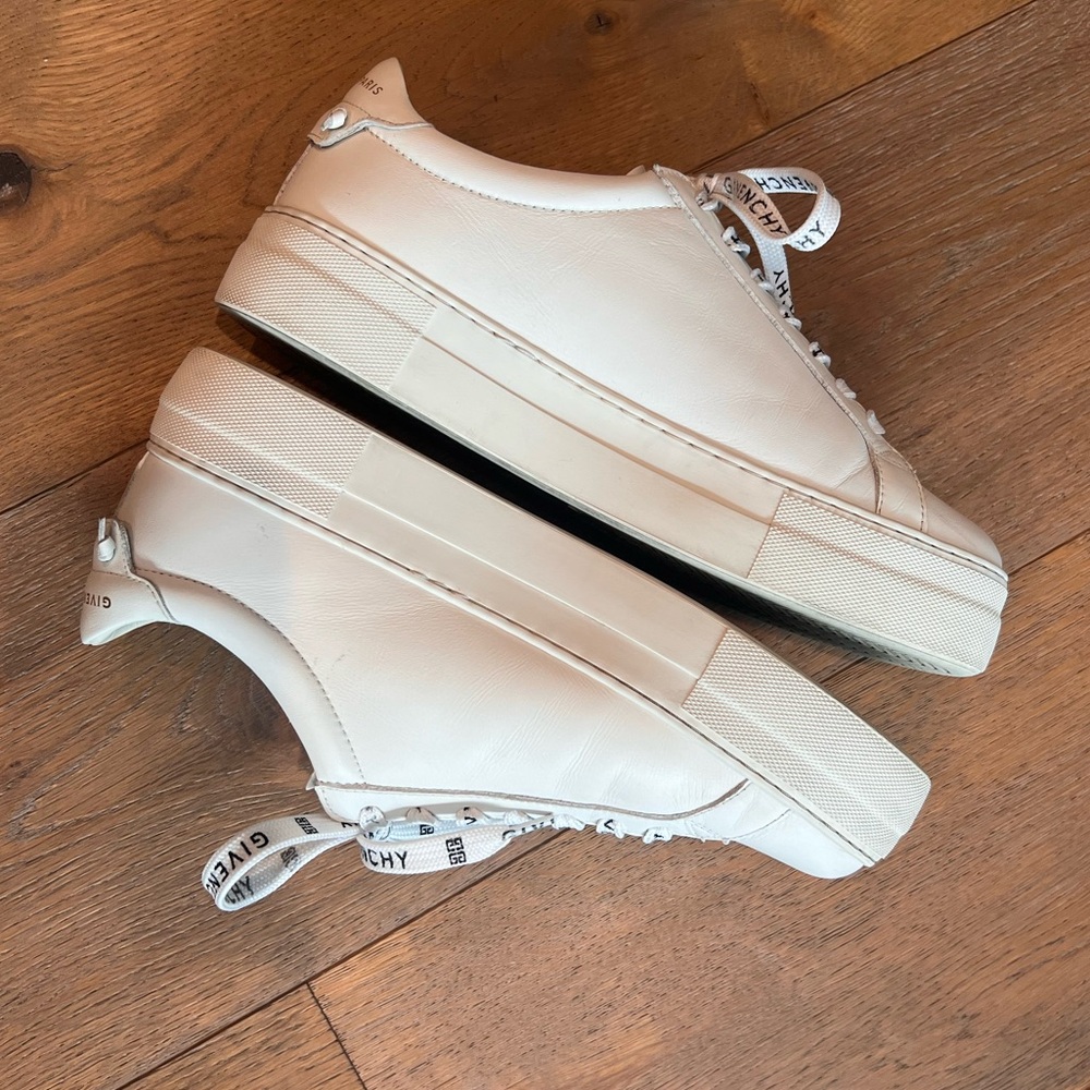 🔹Givenchy Sneakers - Picture 7 of 13